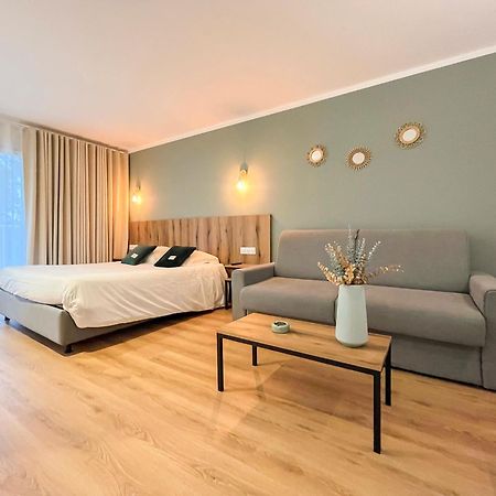 Auberge Les Oliviers لوسيانا المظهر الخارجي الصورة