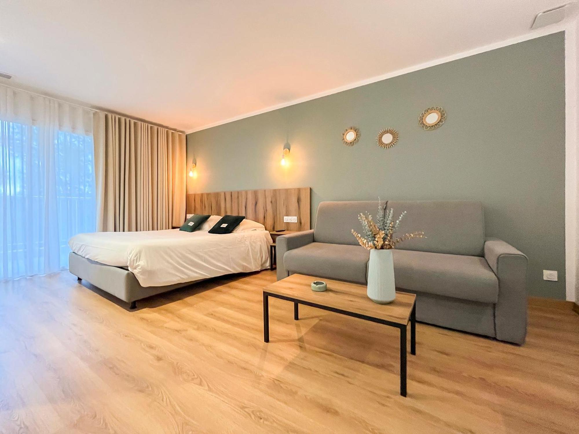 Auberge Les Oliviers لوسيانا المظهر الخارجي الصورة